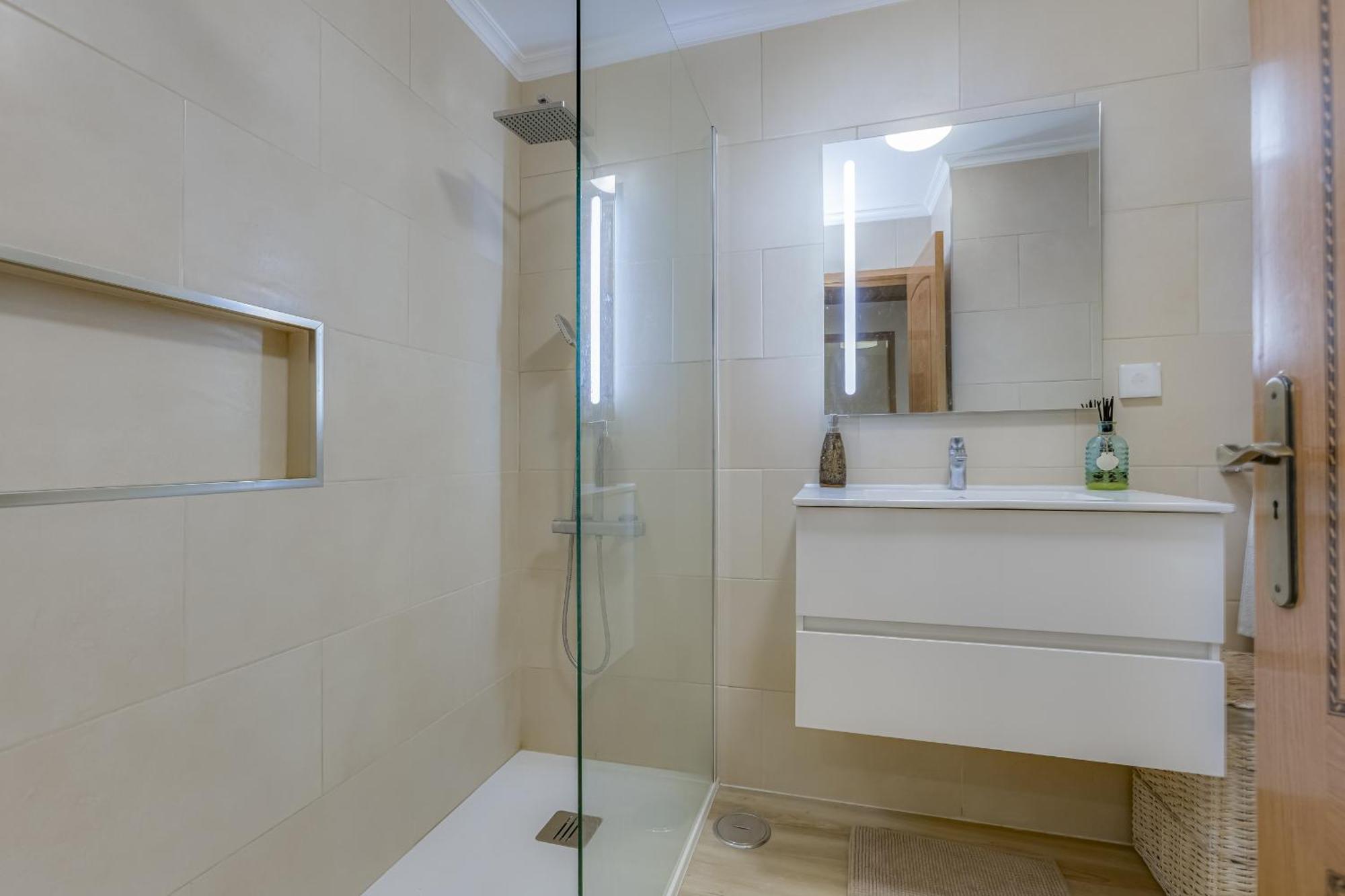 Fridas Retreat - A018 Apartment *
